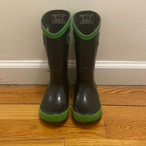 BOGS rain boots
